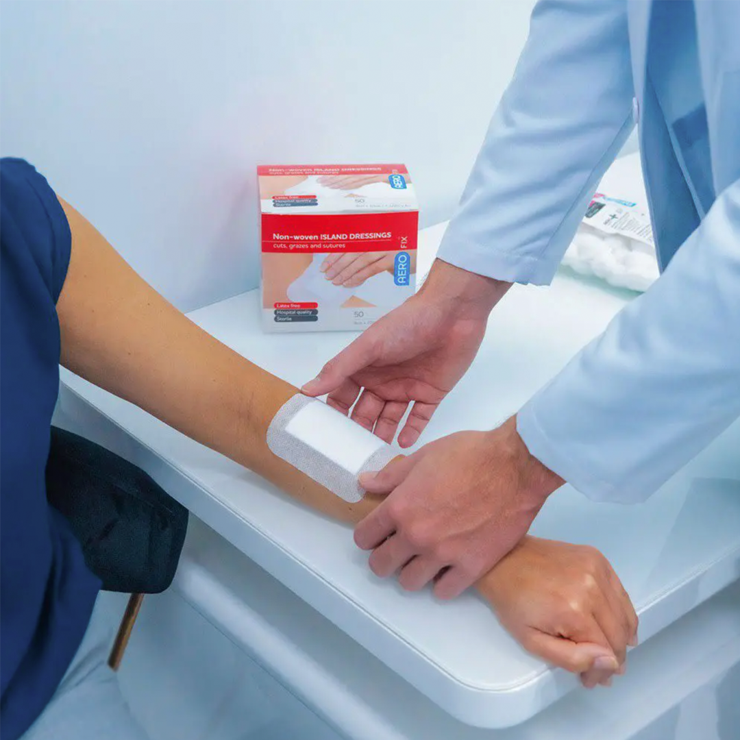 AeroFix Adhesive Island Dressing 9cm x 10cm