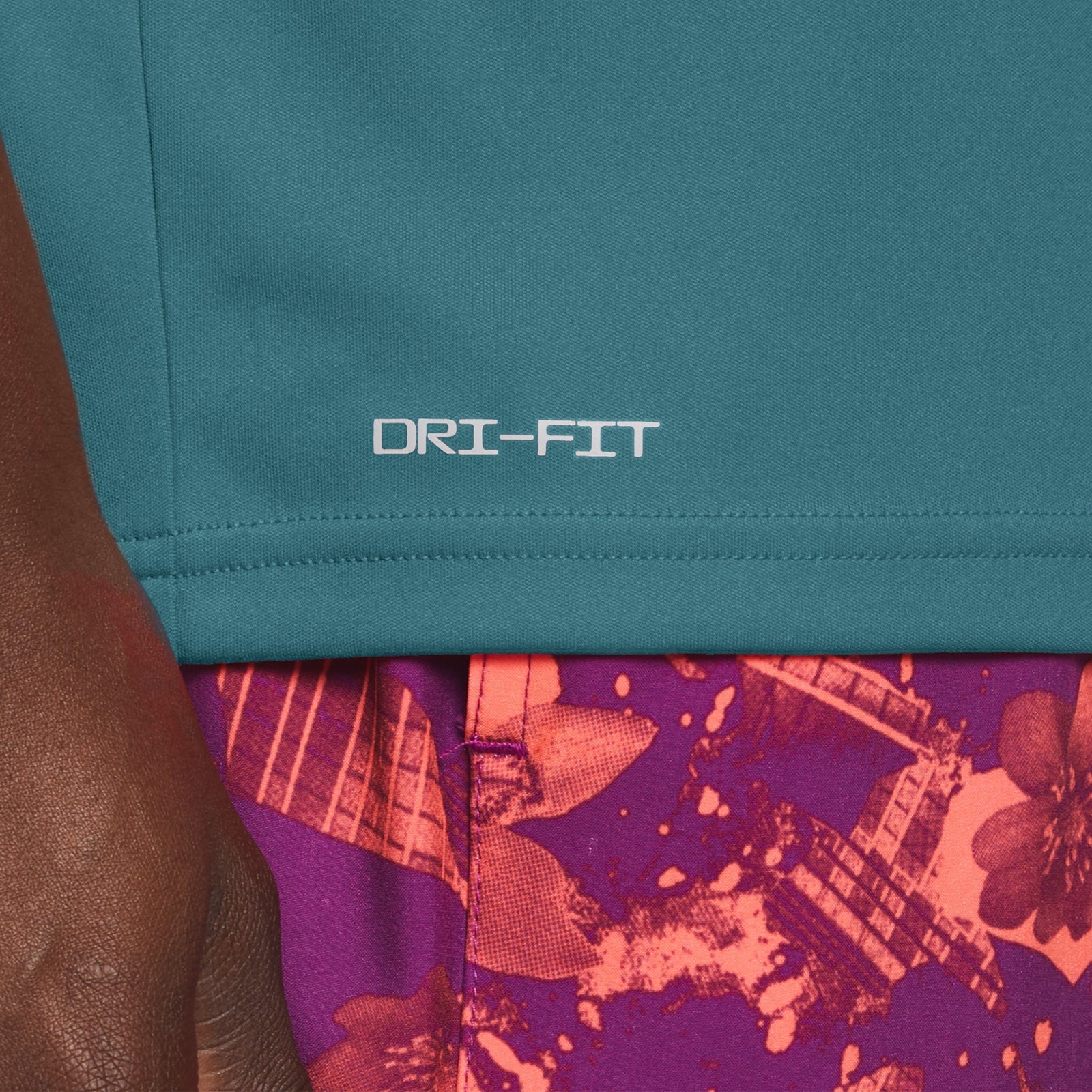 Nike Swim Men's Essential Short Sleeve Hydroguard Top